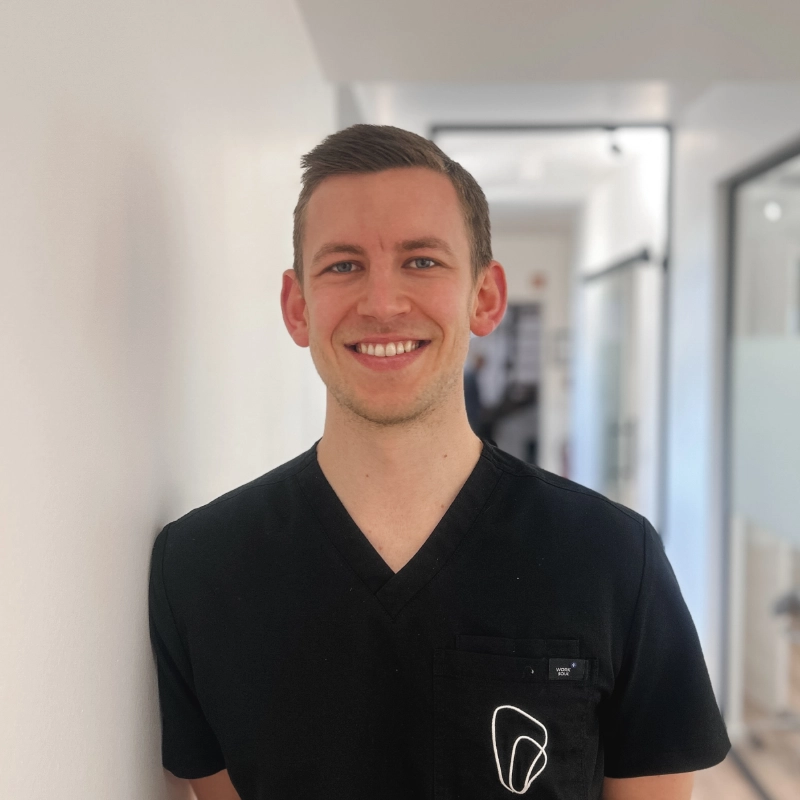 jago maevers zahnarzt krefeld